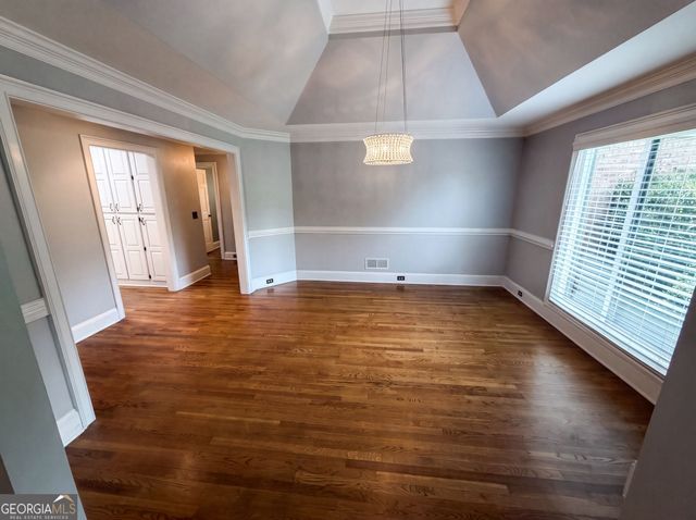 135 N Clublands Court, Johns Creek, GA 30022