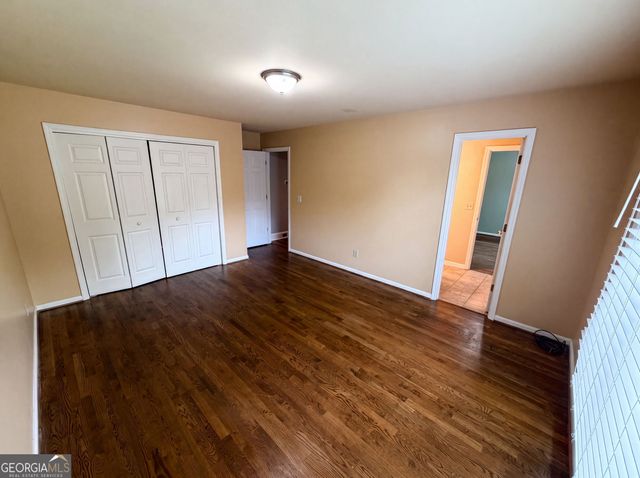 135 N Clublands Court, Johns Creek, GA 30022