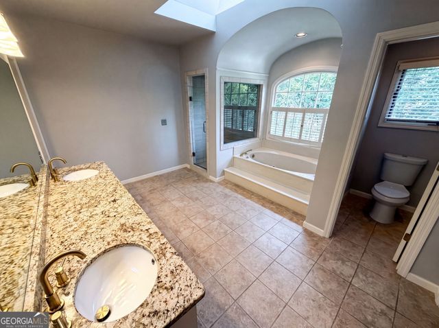 135 N Clublands Court, Johns Creek, GA 30022