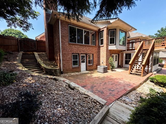 135 N Clublands Court, Johns Creek, GA 30022