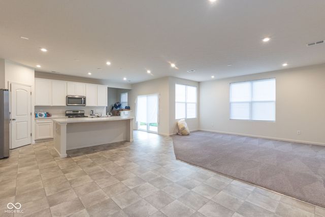 5432 Laurel Crest, Noblesville, IN 46062