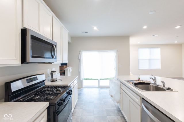 5432 Laurel Crest, Noblesville, IN 46062