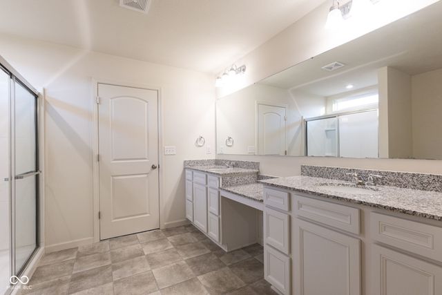 5432 Laurel Crest, Noblesville, IN 46062