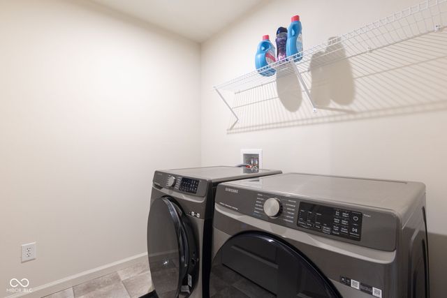 5432 Laurel Crest, Noblesville, IN 46062
