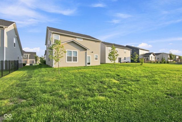5432 Laurel Crest, Noblesville, IN 46062