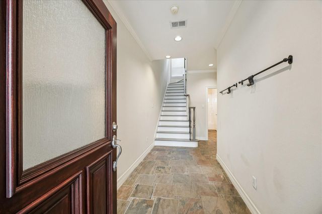 633 Hartman Street, Houston, TX 77007