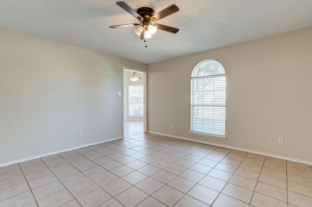 6713 85th Street, Lubbock, TX 79424