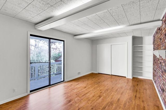 3971 Honeysuckle SE Drive, Smyrna, GA 30082