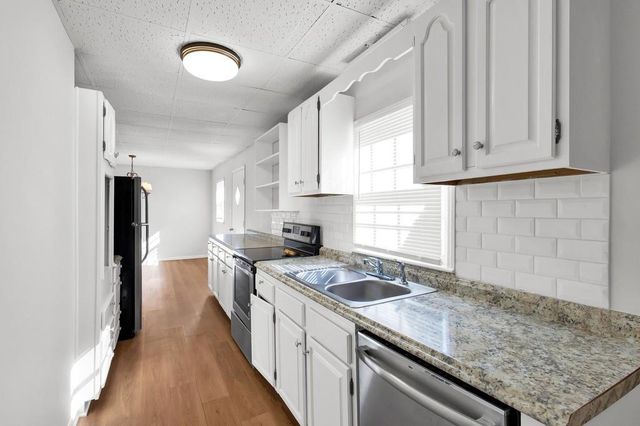 3971 Honeysuckle SE Drive, Smyrna, GA 30082