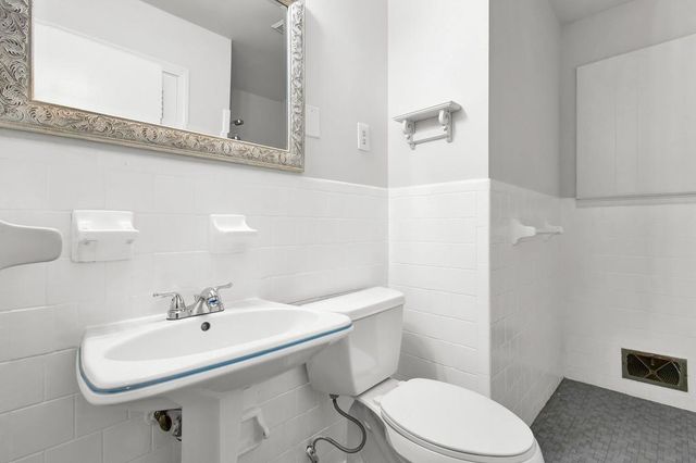 3971 Honeysuckle SE Drive, Smyrna, GA 30082