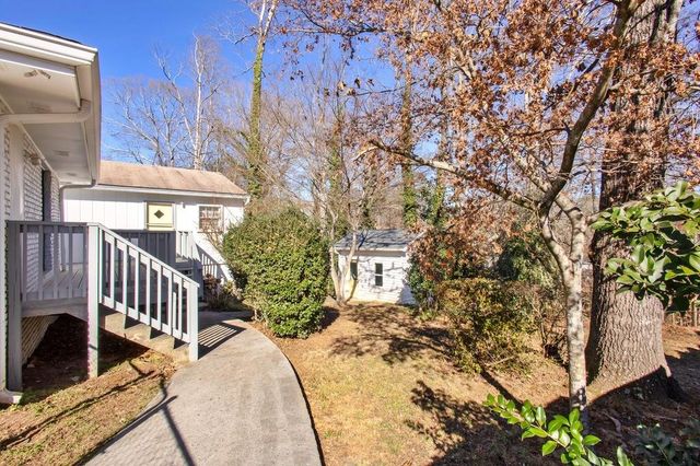 3971 Honeysuckle SE Drive, Smyrna, GA 30082