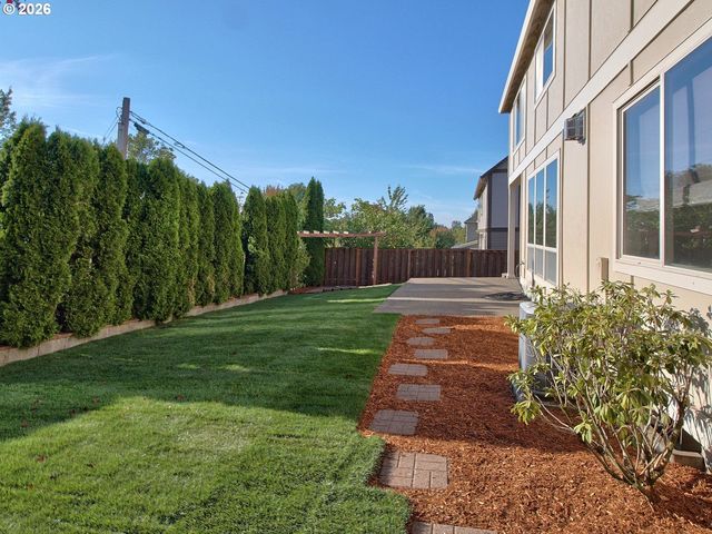 5372 Nw PRIMINO Ave, Portland, OR 97229