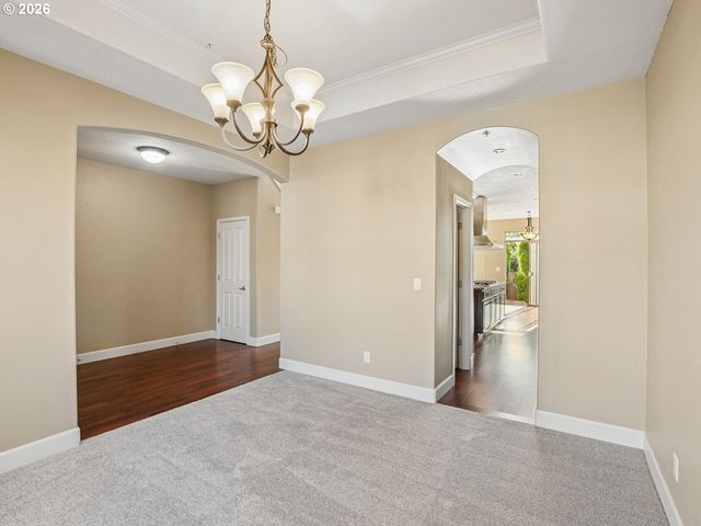 5372 Nw PRIMINO Ave, Portland, OR 97229
