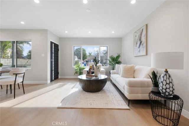 14137 Gain, Arleta, CA 91331