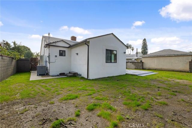 14137 Gain, Arleta, CA 91331