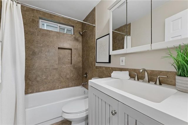 1788 Ridgeway Avenue NW, Atlanta, GA 30318