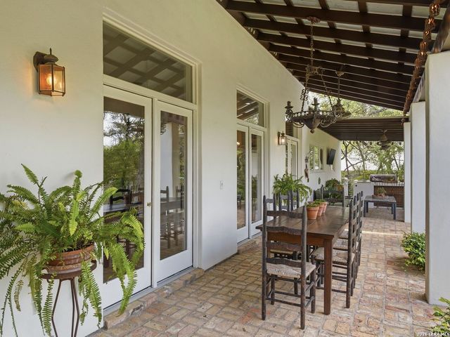 2355 Oakland Bend, San Antonio, TX 78258