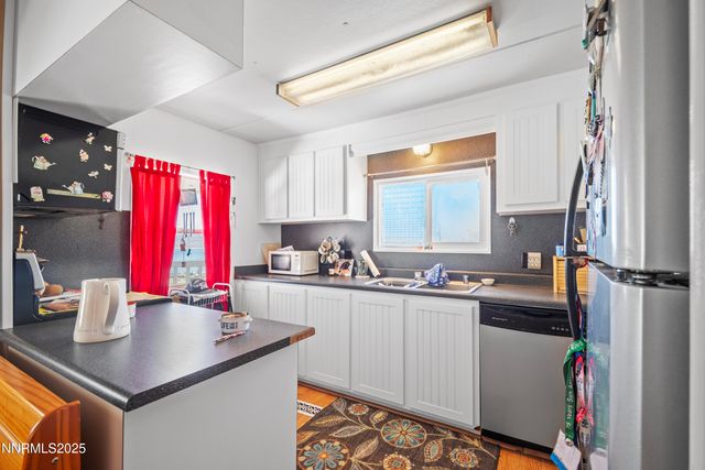 479 Walker Drive, Walker Lake, NV 89415