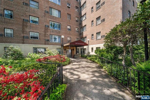 2345 Linwood Avenue 1E, Fort Lee, NJ 07024