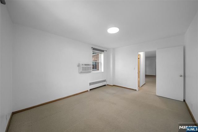 2345 Linwood Avenue 1E, Fort Lee, NJ 07024