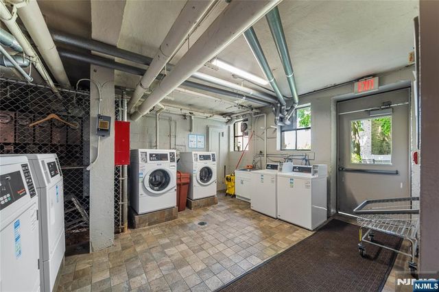 2345 Linwood Avenue 1E, Fort Lee, NJ 07024