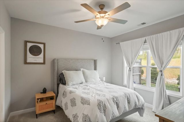 161 Harvard Dr, Gallatin, TN 37066