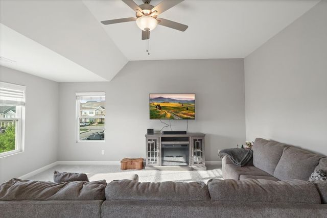 161 Harvard Dr, Gallatin, TN 37066