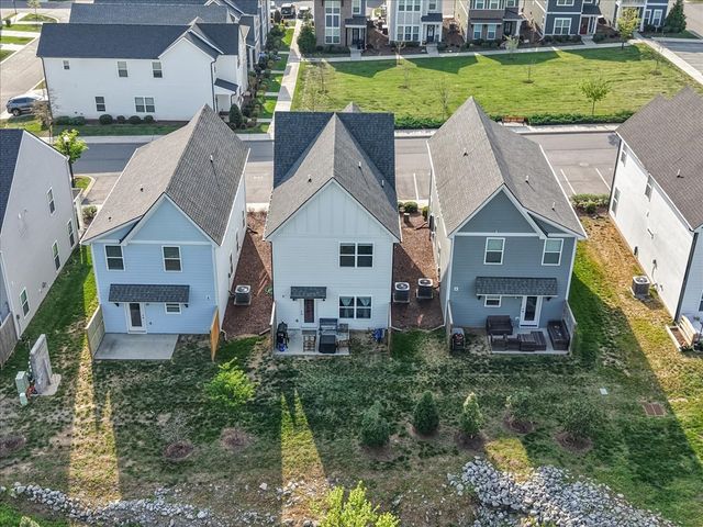 161 Harvard Dr, Gallatin, TN 37066