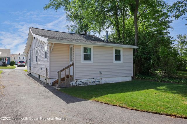 1233 Oakwood Road, Belmar, NJ 07719
