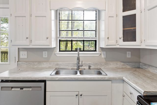 335 JAMESTOWN MANOR DRIVE, Gardendale, AL 35071