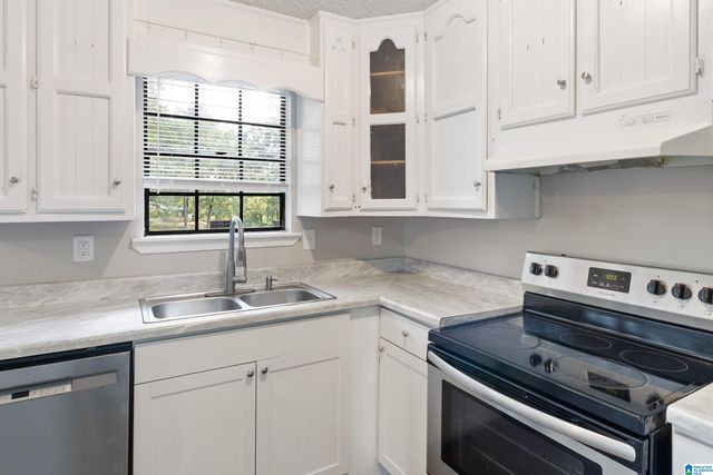 335 JAMESTOWN MANOR DRIVE, Gardendale, AL 35071