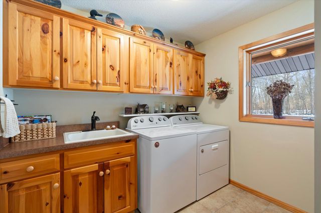 9540 Lake Douglas Way, Breezy Point, MN 56472