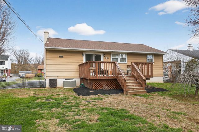 49 SPRING LAKE DR, Newark, DE 19711