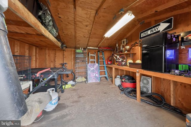 49 SPRING LAKE DR, Newark, DE 19711