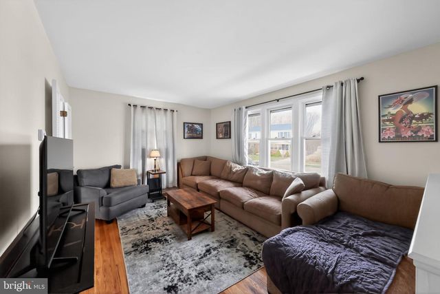 49 SPRING LAKE DR, Newark, DE 19711