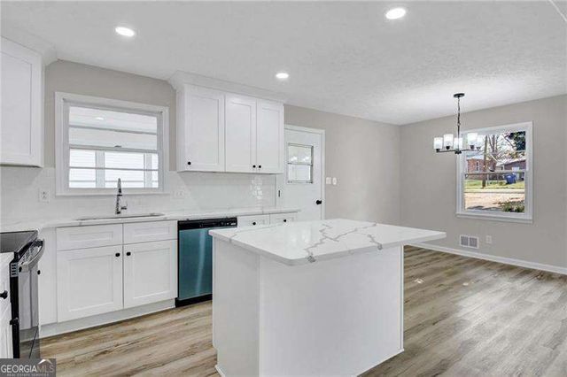 163 Wood Circle, Winder, GA 30680