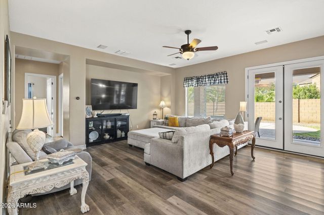 3164 E Tonto Drive, Gilbert, AZ 85298