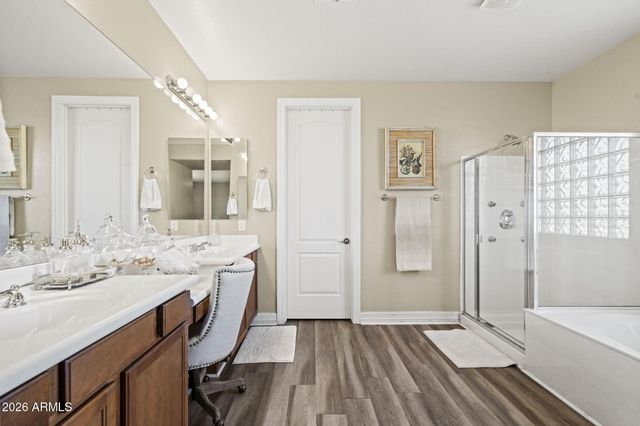 3164 E Tonto Drive, Gilbert, AZ 85298