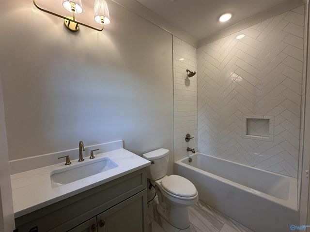 117 Mill Springs Lane, Huntsville, AL 35811