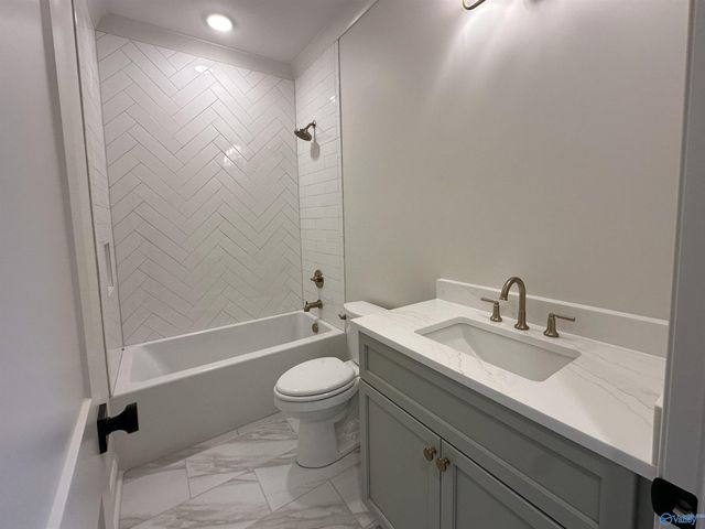 117 Mill Springs Lane, Huntsville, AL 35811