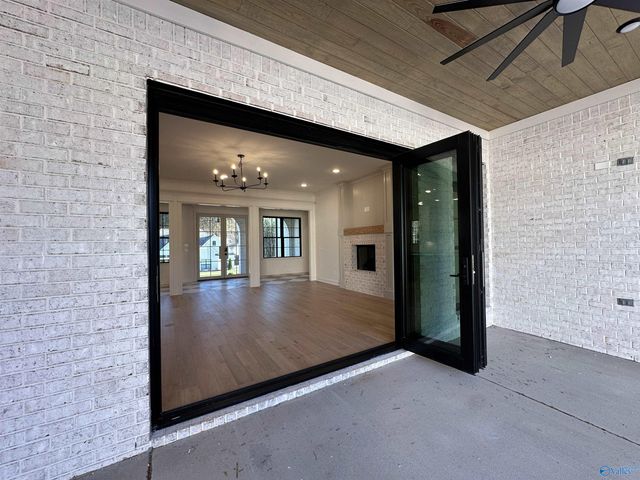 117 Mill Springs Lane, Huntsville, AL 35811