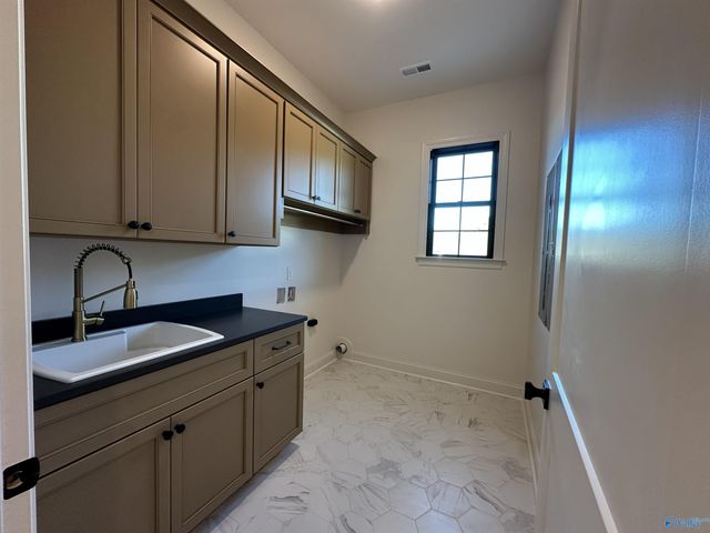 117 Mill Springs Lane, Huntsville, AL 35811