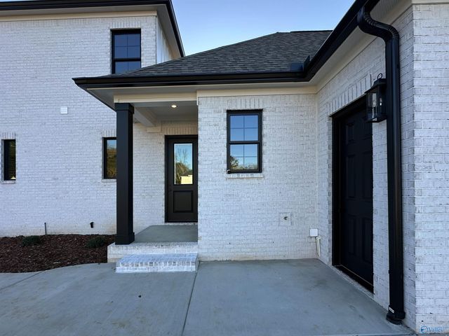 117 Mill Springs Lane, Huntsville, AL 35811