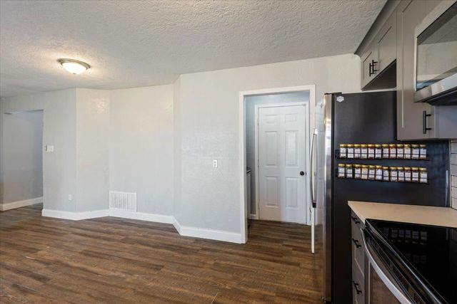 7309 NW Lawton Ave, Lawton, OK 73505