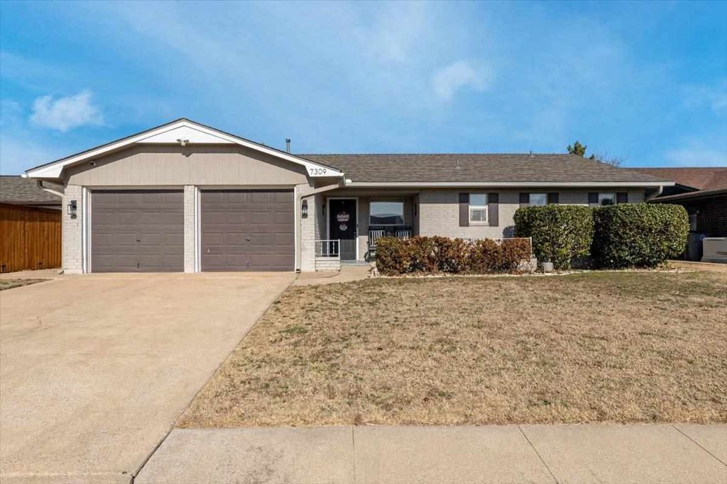 7309 NW Lawton Ave, Lawton, OK 73505