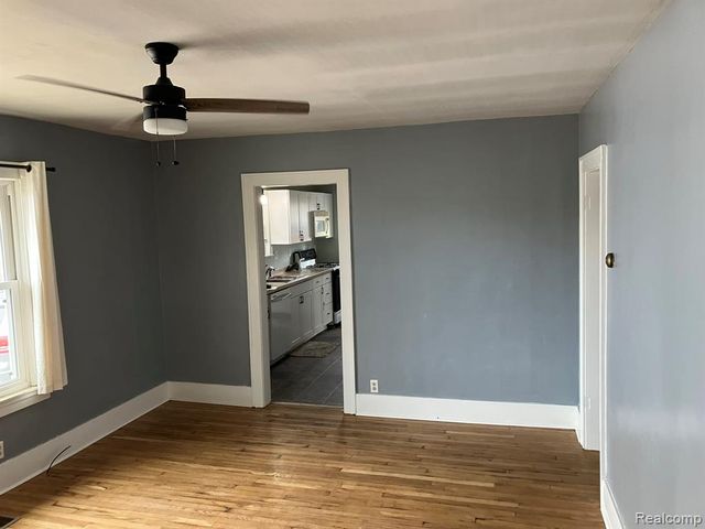 2520 Spruce Street, Port Huron, MI 48060