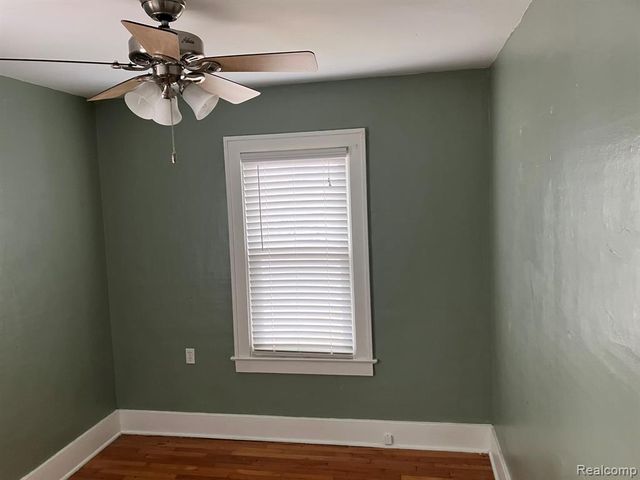 2520 Spruce Street, Port Huron, MI 48060