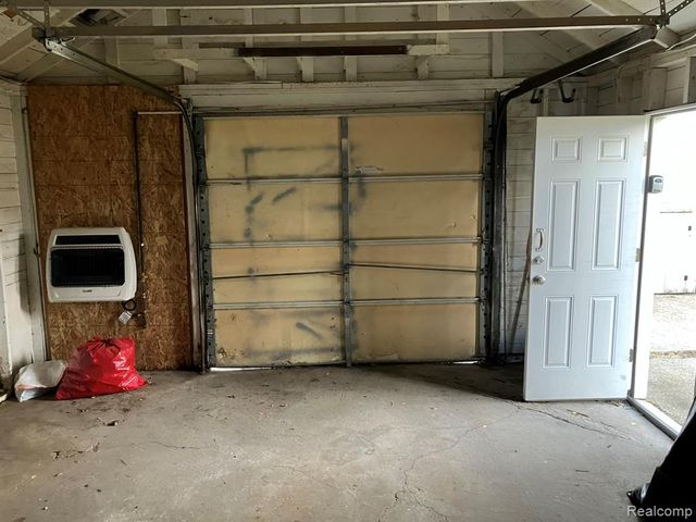 2520 Spruce Street, Port Huron, MI 48060