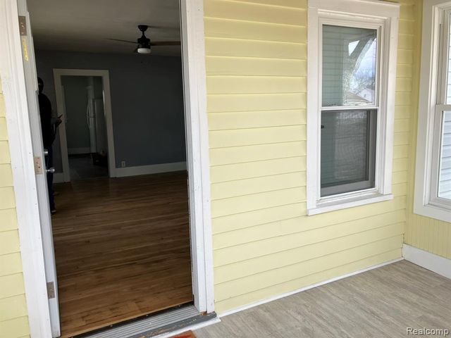 2520 Spruce Street, Port Huron, MI 48060