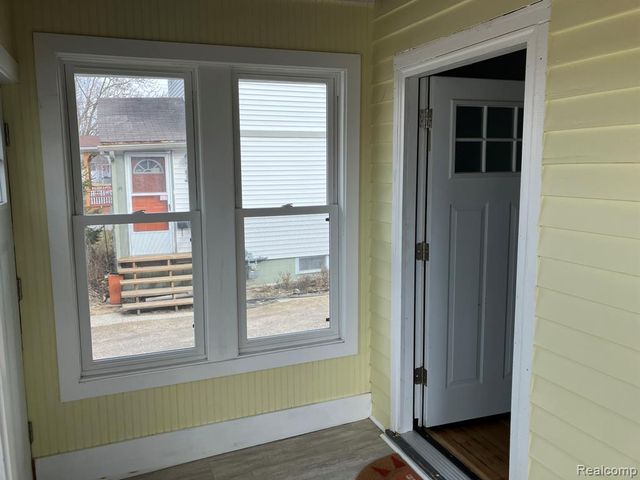 2520 Spruce Street, Port Huron, MI 48060